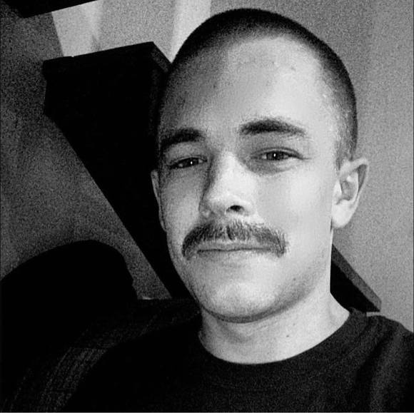 Meet your Posher, Clint - Picture 1 of 1